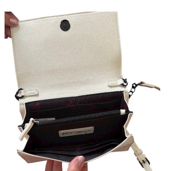 Betsey Johnson White And Black Skull Embellished Crossbody Bag - Picture 5 of 7